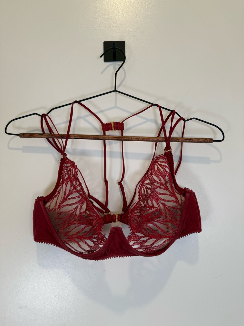 Tisja Damen Sphinx Underwire Bra Sheer Lace Strappy - Red